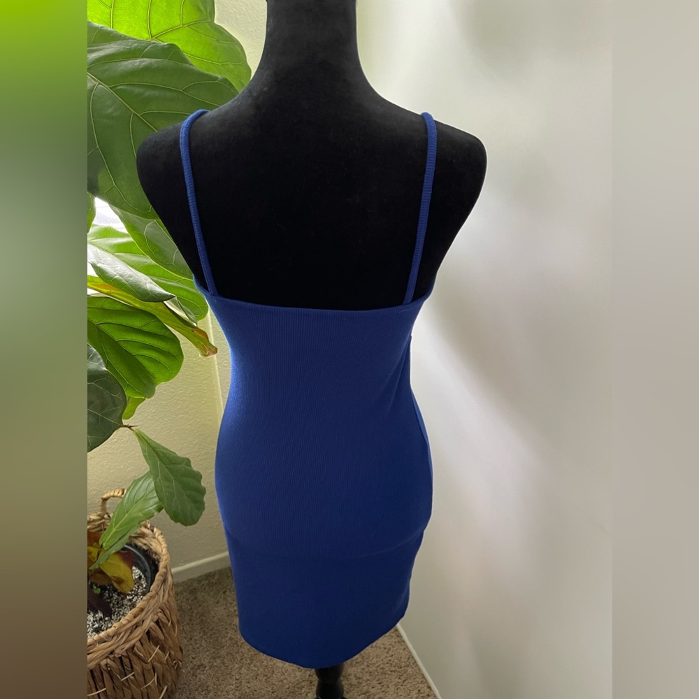 Blue Dress - Picture 4 of 7
